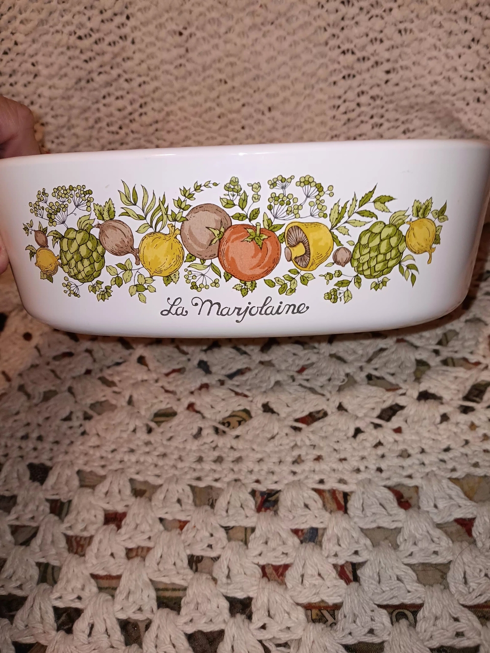 La Marjolaine Ceramic Baking Dish in White with Botanical Fruit Design